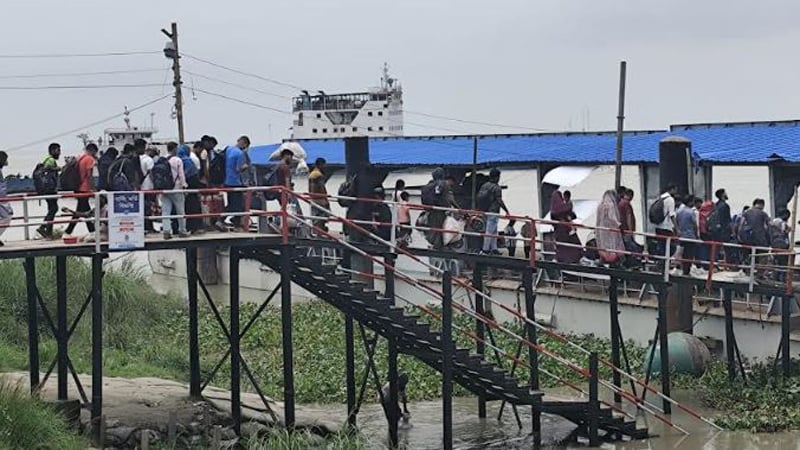 ঢাকা–আরিচা মহাসড়কে তেমন ভোগান্তি নেই, ফেরি ঘাটেও স্বস্তি